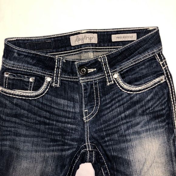 Daytrip Virgo bootcut women's 25R denim blue jeans Buckle whiskered 5 pocket - Picture 6 of 16